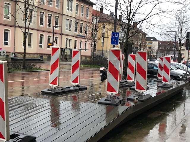 Gesperrte Rampe am Rosenplatz