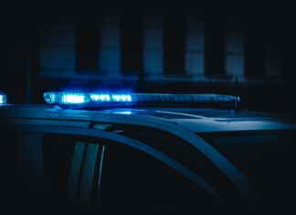 Gefährlicher Feuerwerkskörper-Angriff in Osnabrück-Atterfeld: Polizei sucht Zeugen
